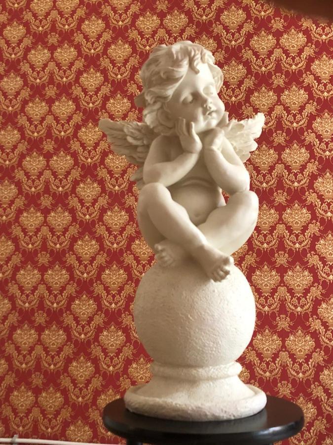 Love Nest Versailles - Unique Louis XIV Decoration - Calm Location Right In City Center Namen Buitenkant foto