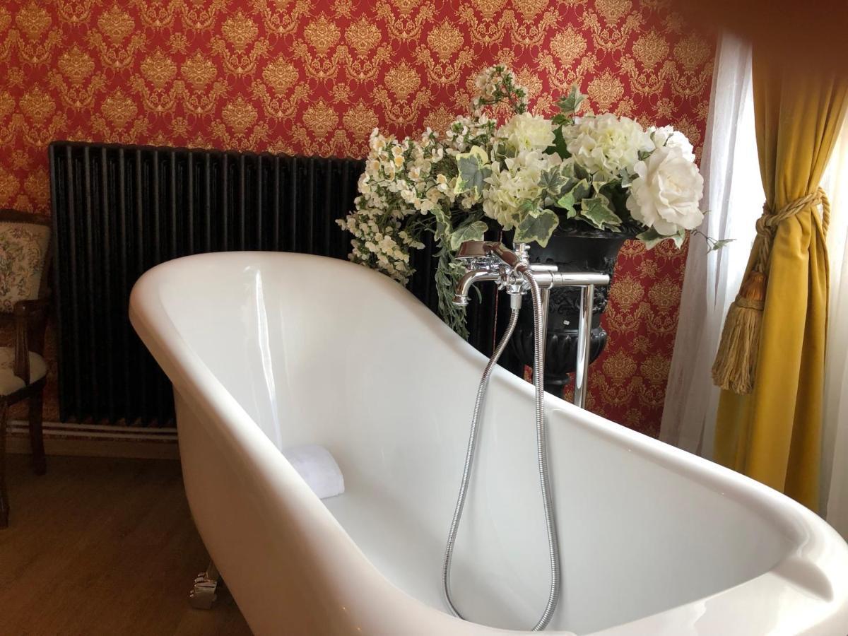 Love Nest Versailles - Unique Louis XIV Decoration - Calm Location Right In City Center Namen Buitenkant foto